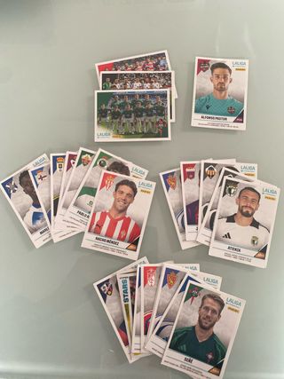 24 Cromos LaLiga Hypermotion 24-25