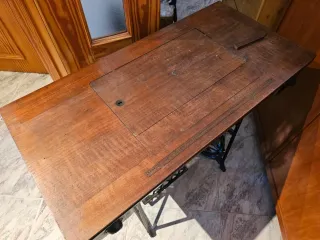 Mueble Máquina Coser PFAFF Vintage Base Hierro