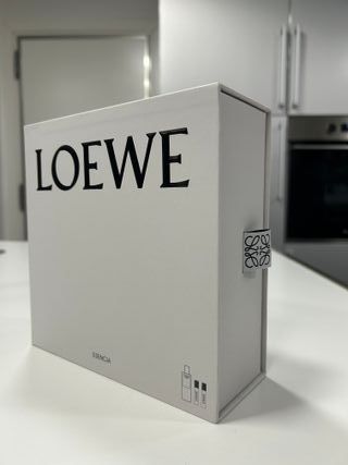 Estuche Loewe Esencia
