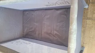 Cuna de viaje plegable
