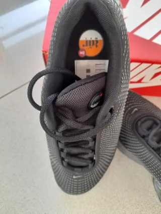 Zapatillas Nike Air Max Negras y Grises