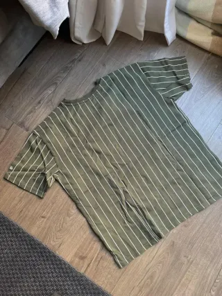 Camiseta New Era verde rayas