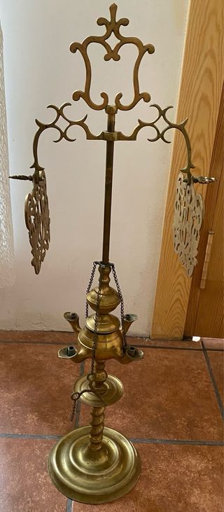 Lámpara de aceite antigua 4 quemadores