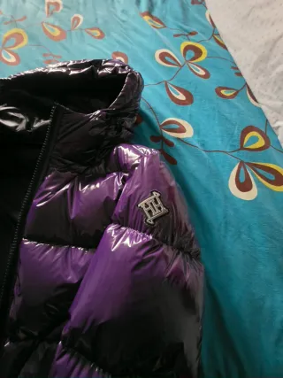 Plumas morado brillante Herno