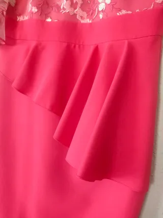 Vestido elegante ceremonia color fucsia.