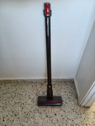 Soporte cargador dayson más todos los recambios de