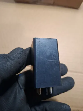 Relè Mercedes 0035454805 w124 300D