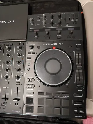 Denon DJ Prime 4+ Controlador DJ