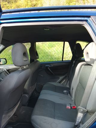 Toyota RAV4 2001