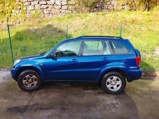 Toyota RAV4 2001