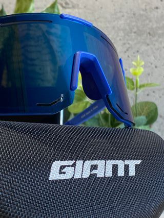 Óculos Giant Novos