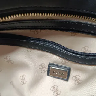 Bolso Guess Negro Acolchado Cadena