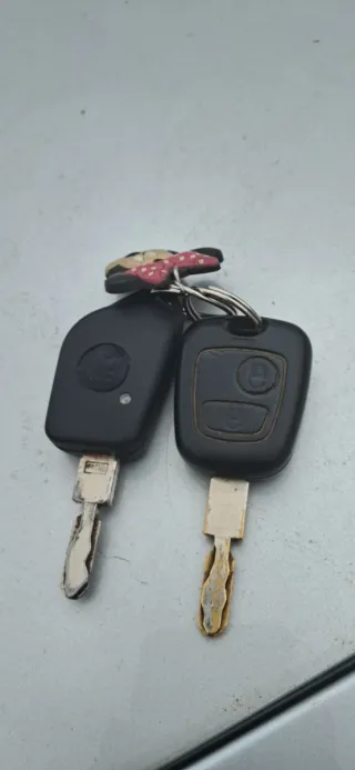 Peugeot 406 2001