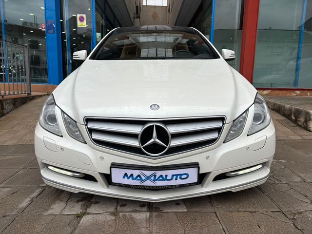 MERCEDES BENZ E 220 CDI COUPÉ BLUEEFFICIENCY AVANT