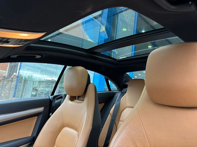 MERCEDES BENZ E 220 CDI COUPÉ BLUEEFFICIENCY AVANT