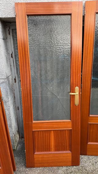 Puertas de madera maciza