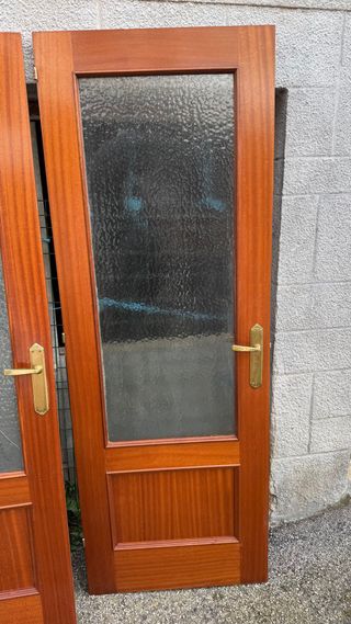 Puertas de madera maciza