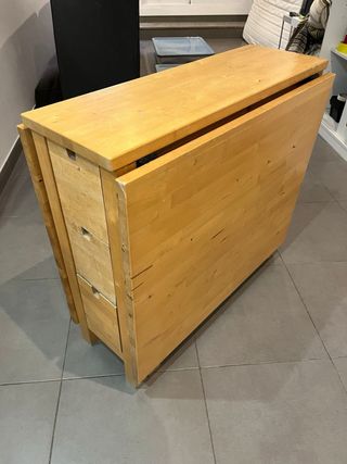 Mesa de comedor plegable de madera