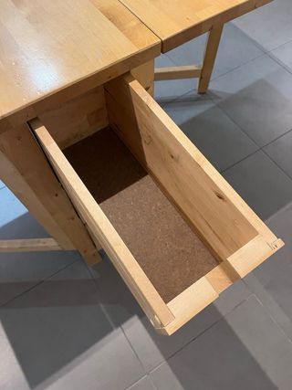 Mesa de comedor plegable de madera