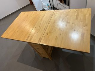 Mesa de comedor plegable de madera