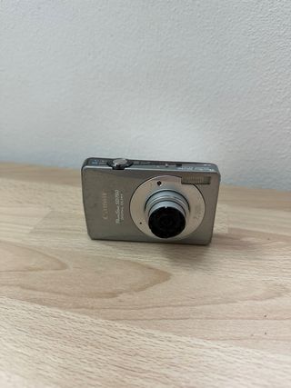 Canon PowerShot SD750 Prata