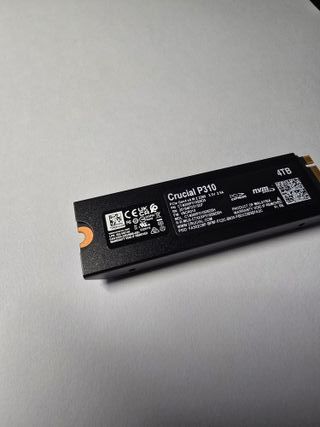 ssd crucial p310 4t con dissipatore