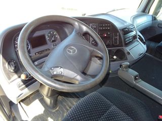 Mercedes ACTROS 25 44--CAMIONES GRUA