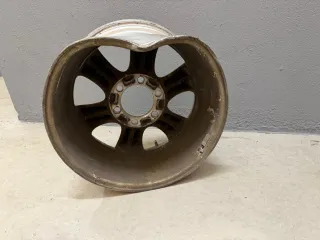 Llanta Toyota Land Cruiser J12 17" 120