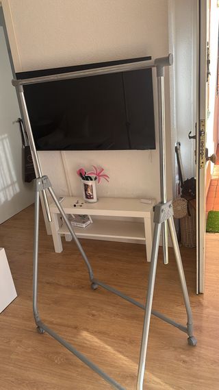 Burro para ropa metálico