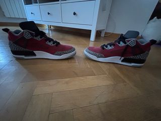 Zapatillas Jordan Spizike Negras y Rojas