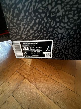 Zapatillas Jordan Spizike Negras y Rojas