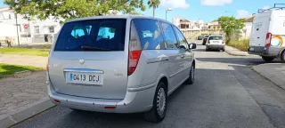 Lancia Phedra 2006