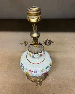 Lámpara vintage cerámica floral y bronce