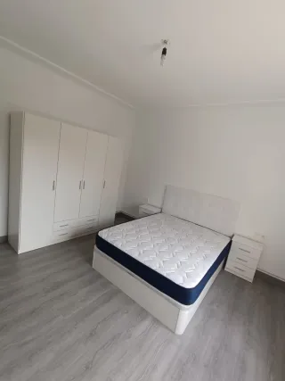 Armarios nuevos blanco de madera