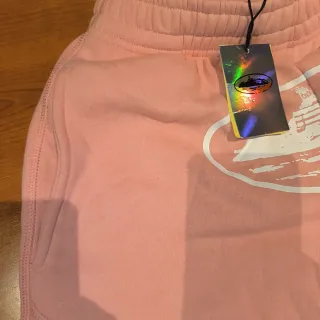 Pantalón corto Corteiz Rosa talla M