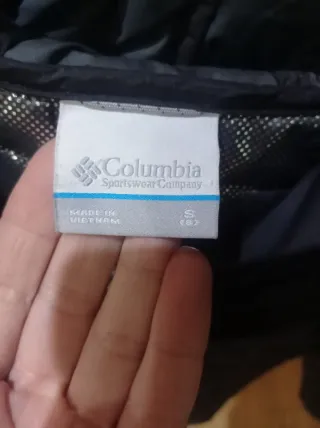 Cazadora Columbia Negra con Capucha talla 8