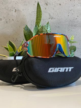 Óculos Giant Nuevos