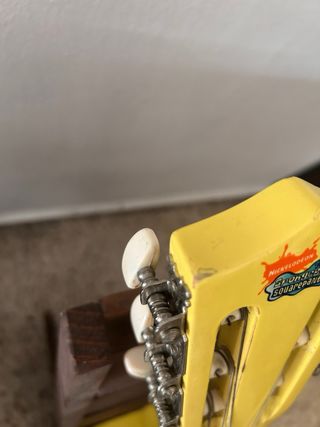 Guitarra Infantil Bob Esponja Amarilla