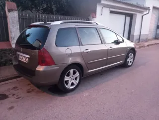 Peugeot 2000 2003