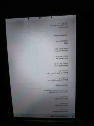 Tablet Clast modelo TLA007.    Es de 6GB y 128 GB