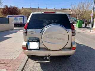Toyota Land Cruiser 2005