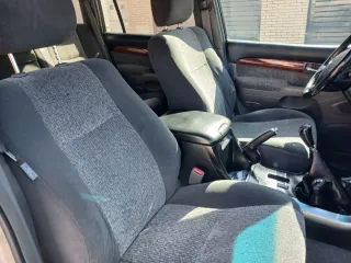 Toyota Land Cruiser 2005