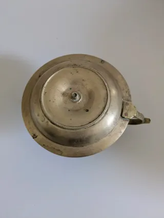 Palmatoria antigua de bronce