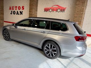Volkswagen Passat Executive 2.0TDI 150CV 2021