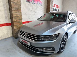 Volkswagen Passat Executive 2.0TDI 150CV 2021