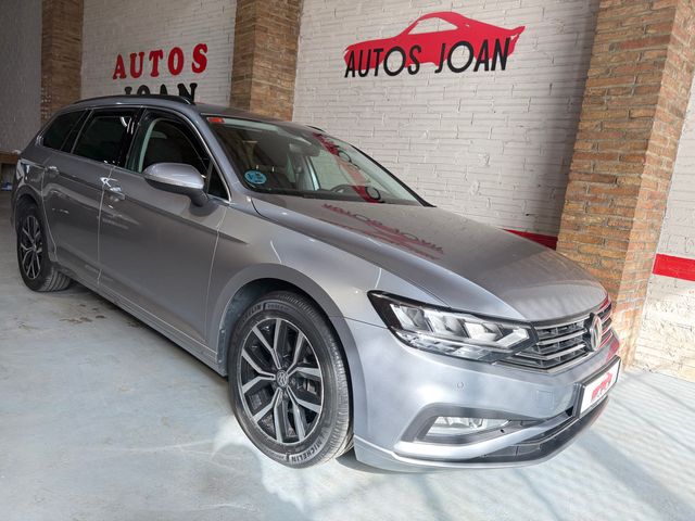 Volkswagen Passat Executive 2.0TDI 150CV 2021