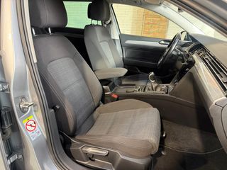 Volkswagen Passat Executive 2.0TDI 150CV 2021