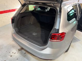 Volkswagen Passat Executive 2.0TDI 150CV 2021