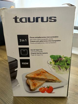 Sandwichera Taurus 3 en 1: gofres, grill, sándwich