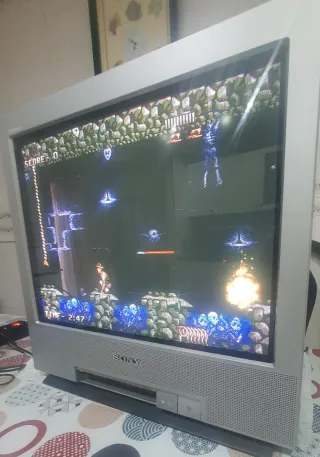 TV CRT Sony Trinitron Ideal Retro Gaming